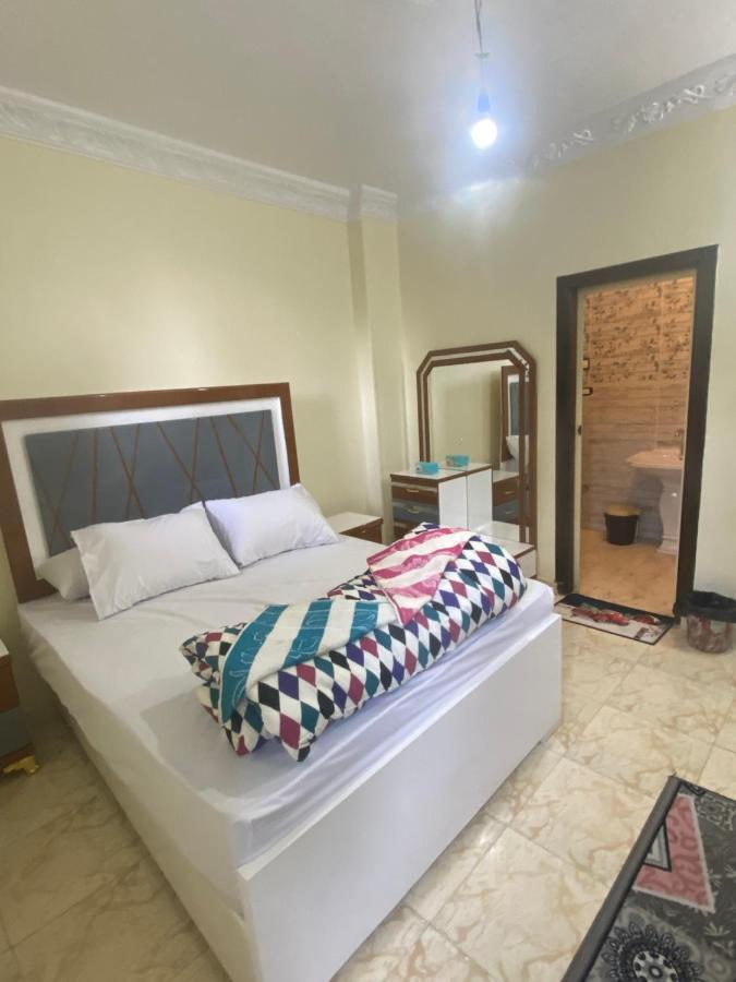 Sunrise Shiny Nubian Guest House Aswan Buitenkant foto